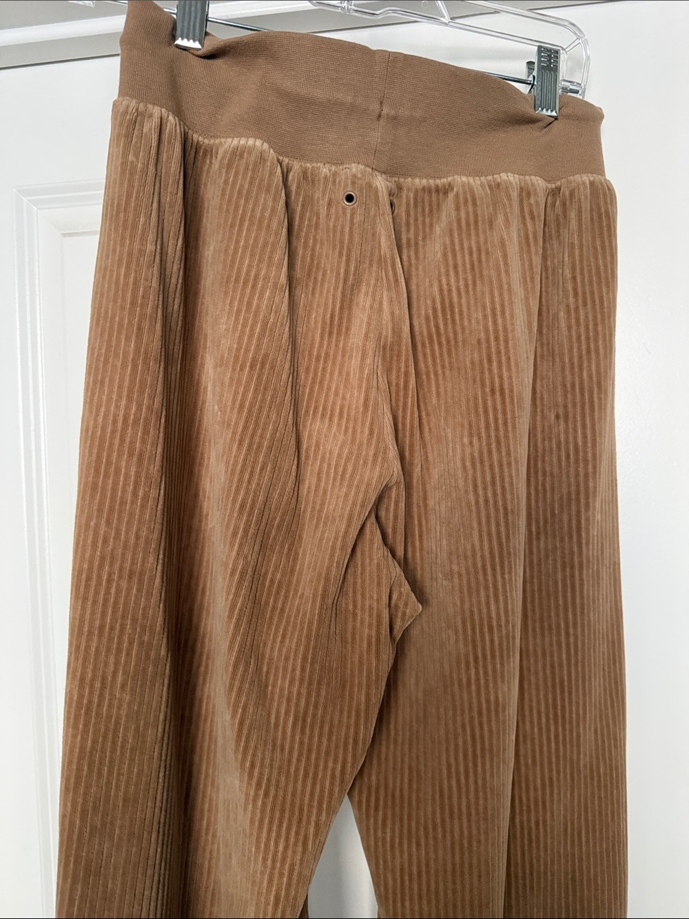 Nike Tan Corduroy Wide-Leg Track Pants - Picture 4 of 4